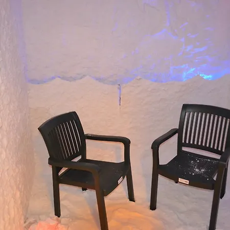Hotel Koc *
